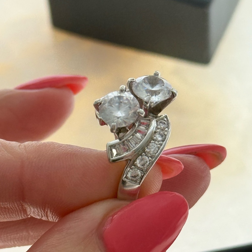 Platinum Dual Lab diamonds Swirl Ring — Pavel Silver lab diamond Accents size 6 - Picture 4 of 5